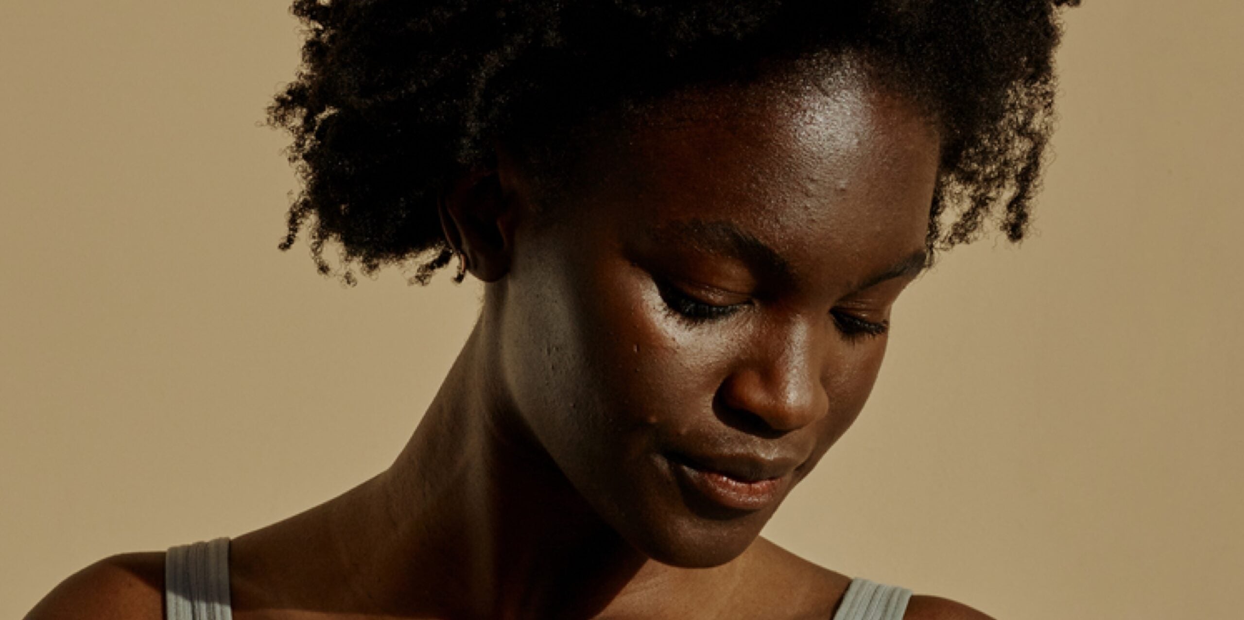 The product you’ve been waiting for, with no prescription required. Introducing the Deep Relief Blemish Treatment